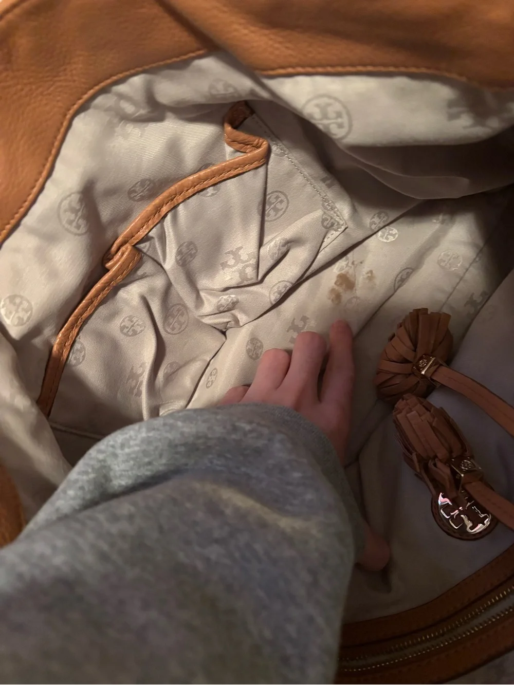 Tory Burch fair leather